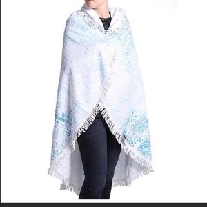 DSW blue blanket beach blanket towel or sarong